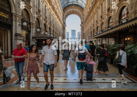 Mailand, Italien - 30. Juni 2019: Ansicht der Touristen in Mailand Stockfoto