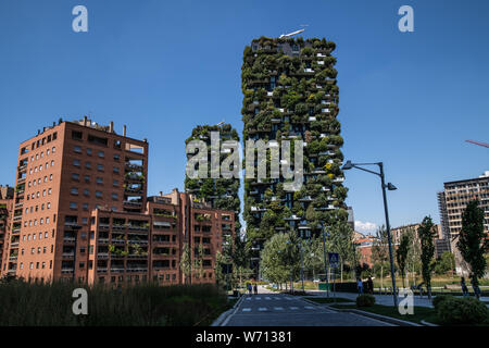 Mailand, Italien - 30. Juni 2019: Blick auf vertikale Wald - Bosco Verticale Stockfoto