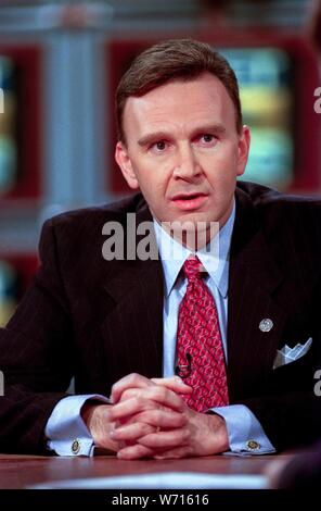 Republikanische House Manager Rep. James Rogan von Kalifornien diskutiert die laufenden Senat Amtsenthebungsverfahren gegen Präsident Bill Clinton während NBC-Treffen der Presse Fernsehen zeigen Januar 31, 1999 in Washington, DC. Stockfoto