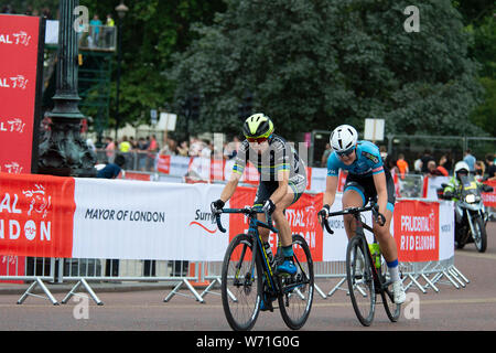 London, Großbritannien. 03 Aug, 2019. RideLondon Classique Credit: Andrew Bennett/Alamy leben Nachrichten Stockfoto