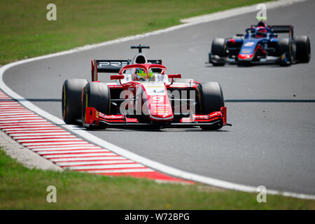 Prema Racing deutsche Rennfahrer Mick Schumacher konkurriert, während das zweite Rennen der FIA Formel 2 Meisterschaft auf dem Hungaroring in Budapest. Stockfoto