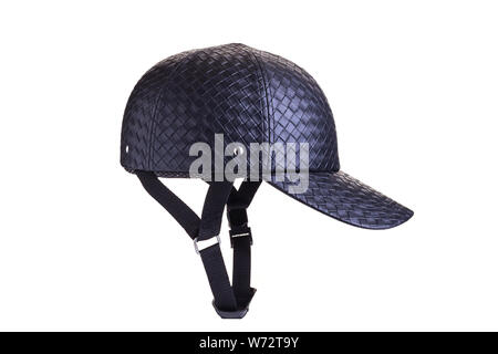 Neue schwarze Leder Schutzhelm. Studio geschossen und auf weißem Hintergrund Stockfoto