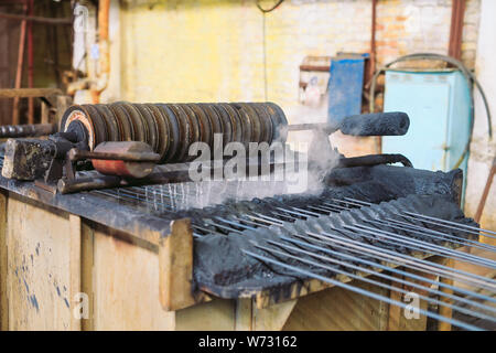 Walzdraht Produktion Hüttenwerk. Stockfoto