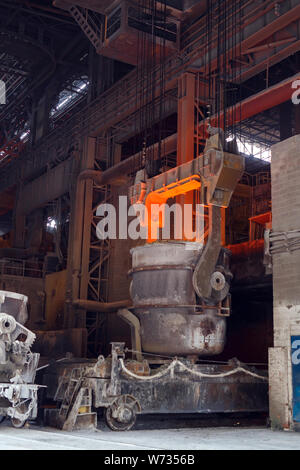 Offene Feuerstelle Workshop der metallurgischen Werk. Stockfoto