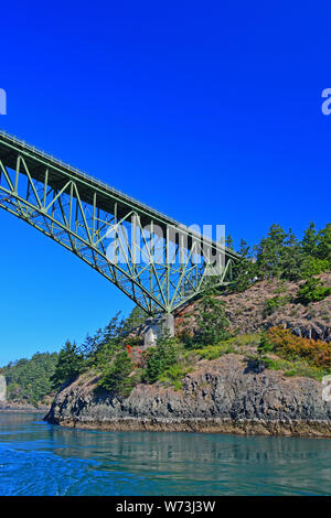 Die ikonischen Deception Pass Bridge in der Nähe von Langley, Washington Stockfoto