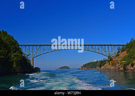 Die ikonischen Deception Pass Bridge in der Nähe von Langley, Washington Stockfoto