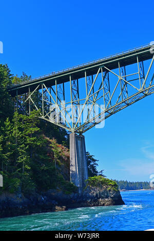 Die ikonischen Deception Pass Bridge in der Nähe von Langley, Washington Stockfoto