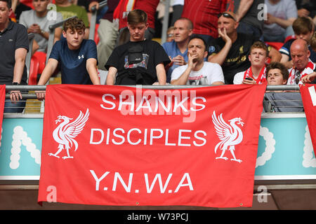 London, Großbritannien. 4. Aug 2019. Liverpool Unterstützer während der FA Community Shield Übereinstimmung zwischen Manchester City und Liverpool im Wembley Stadion, London am Sonntag, den 4. August 2019. (Credit: Jon Hobley | MI Nachrichten) Credit: MI Nachrichten & Sport/Alamy leben Nachrichten Stockfoto