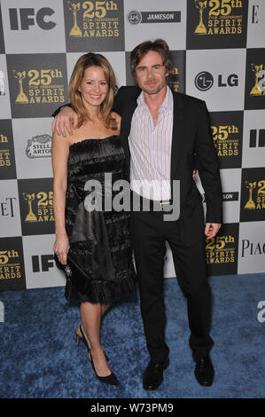 LOS ANGELES, Ca. März 05, 2010: Missy Yager & Sam Trammell am 25. Jahrestag Film Independent Spirit Awards auf der L.A. Live Event Deck in der Innenstadt von Los Angeles. © 2010 Paul Smith/Featureflash Stockfoto