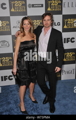 LOS ANGELES, Ca. März 05, 2010: Missy Yager & Sam Trammell am 25. Jahrestag Film Independent Spirit Awards auf der L.A. Live Event Deck in der Innenstadt von Los Angeles. © 2010 Paul Smith/Featureflash Stockfoto