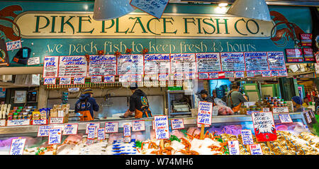 Ein Blick in die berühmte Pike Place Market in Seattle, Washington, USA Stockfoto