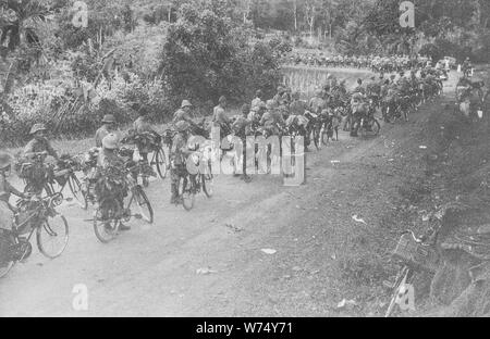 Kaiserliche Japanische Armee Fahrrad Kraft, British Malaya, in Richtung Singapur, 1942. Private Sammlung. Stockfoto