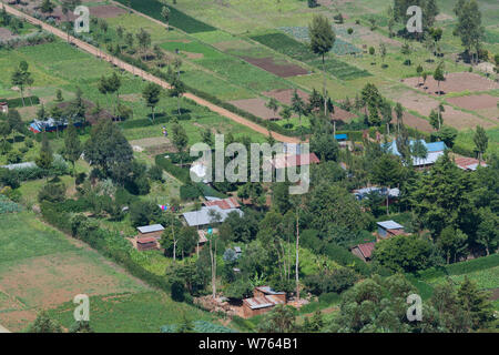 Ein Flickenteppich von Bauern Feld gesehen von der Mahi Mahiu Longonot View Point", auf einer 104 Nakuru - Nairobi Straße. Rift Valley Kenia. Stockfoto