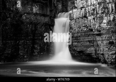 Hohe Kraft Wasserfall in der North Pennines AONB Stockfoto