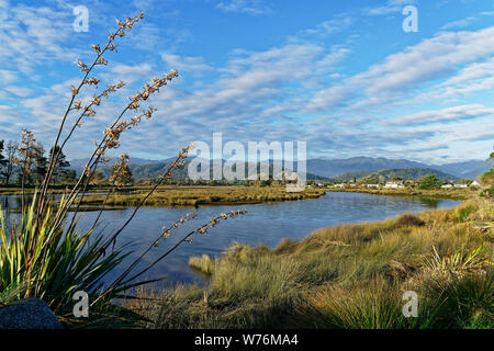 Karamea gesehen von der Mündung Gehweg, Karamea West Coast Region, Neuseeland. Stockfoto