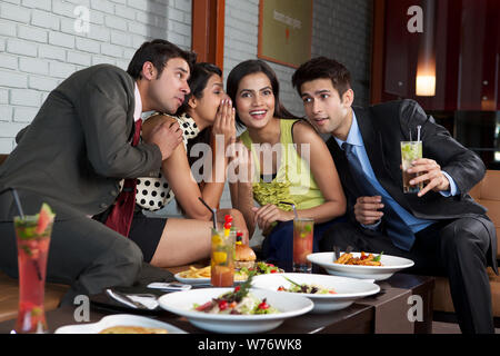 Indische Geschäftsleute mit Party in einem restaurant Stockfoto
