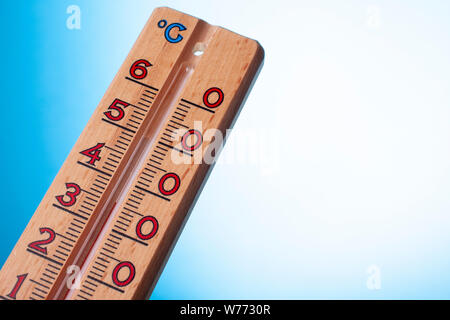 Globale Erwärmung - Thermometer Nahaufnahme Stockfoto