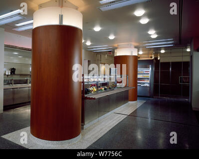 Im Stil der 1980er Office Gebäude Interieur, Virginia, physische Beschreibung: 1 Transparenz: Farbe; 4 x 5 in. oder kleinere Anmerkungen: Titel, Datum, und Schlüsselwörter vom Fotografen zur Verfügung gestellt.; digitale Bild von Carol M. Highsmith ihrem ursprünglichen Film Transparenz zu vertreten; einige Details können zwischen dem Film und den digitalen Bildern abweichen.; ist Teil der Wählt Serie im Carol M. Highsmith Archiv.; Geschenk und kaufen; Carol M. Highsmith; 2011; (DLC/PP 2011: 124).; Stockfoto