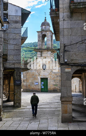 Das alte jüdische Viertel in der Stadt Ribadavia an der Mündung des Flusses Avia und Flusses Mino in der Provinz Orense, Galicien, Spanien Stockfoto