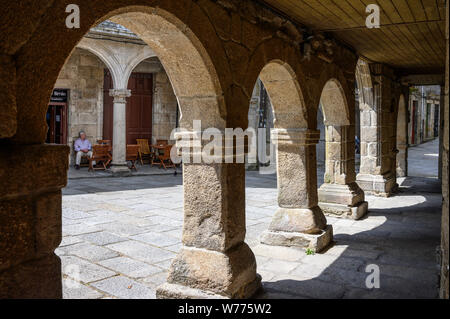 Das alte jüdische Viertel in der Stadt Ribadavia an der Mündung des Flusses Avia und Flusses Mino in der Provinz Orense, Galicien, Spanien Stockfoto