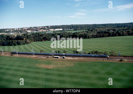 Ein Probelauf des High-speed Amtrak Acela train durch New England physikalische Beschreibung: 1 Transparenz: Farbe; 4 x 5 in. oder kleinere Anmerkungen: Titel, Datum, und Schlüsselwörter vom Fotografen zur Verfügung gestellt.; digitale Bild von Carol M. Highsmith ihrem ursprünglichen Film Transparenz zu vertreten; einige Details können zwischen dem Film und den digitalen Bildern abweichen.; ist Teil der Wählt Serie im Carol M. Highsmith Archiv.; Geschenk und kaufen; Carol M. Highsmith; 2011; (DLC/PP 2011: 124).; Stockfoto