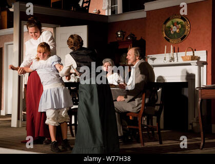 Die Wundertäter spielen, die tatsächlich in den Hinterhof von Efeu Grün, das Haus in Tuscumbia, Alabama, wo Helen Keller aufgewachsen und wurde 1880 Physische Beschreibung geboren: 1 Foto: digital, TIFF-Datei, Farbe durchgeführt wird. Hinweise: Titel, Datum, Thema und Schlüsselwörter, die durch den Fotografen zur Verfügung gestellt.; Geschenk; George F. Landegger; 2010; (DLC/PP 2010: 090).; ist Teil der George F. Landegger Sammlung von Alabama Fotografien in Carol M. Highsmith ist Amerika Projekt in der Carol M. Highsmith Archiv.; Stockfoto