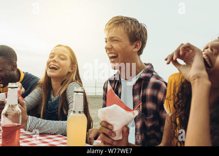 Dating mit einem mädchen gemischter abstammung