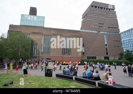 Tate Modern Bankside, allgemeine Ansicht GV Stockfoto