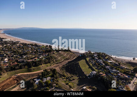 Pacific Palisades Meerblick Wohnungen mit Blick auf die malerischen Santa Monica Bay in Los Angeles, Kalifornien. Stockfoto