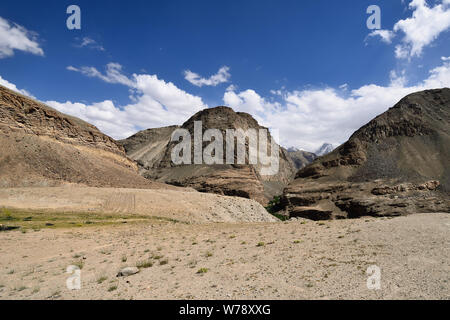 Blick auf die remote Shakhdara Tal Berg im Pamir, Tadschikistan, Zentralasien. Stockfoto