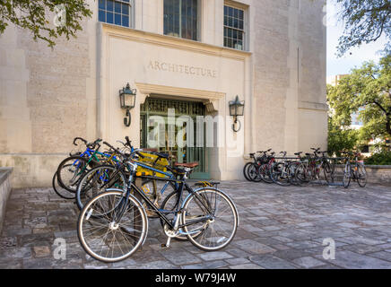 AUSTIN, TX/USA - 14. NOVEMBER: Schule der Architektur auf dem Campus der Universität von Texas, ein Staat Forschung Universität und das Flaggschiff instituti Stockfoto