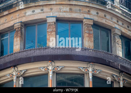 Glasgow, Schottland, Großbritannien. 5. August 2019: Alexander 'griechischen' Thomson's Kopf Gebäude des Bockes in das Stadtzentrum von Glasgow. Stockfoto