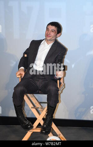 Us-amerikanischer Schauspieler und Sänger Ezra Miller besucht eine Pressekonferenz für seinen Film 'Justice League' in Peking, China, 27. Oktober 2017. Stockfoto