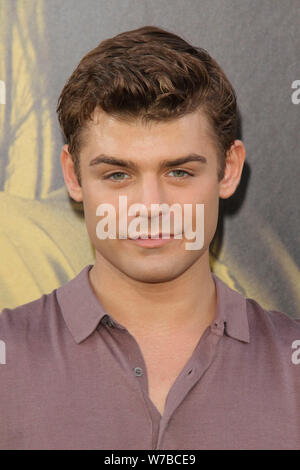 Los Angeles, USA. 05 Aug, 2019. Garrett Clayton bei Warner Bros Pictures' "Die Küche", die Premiere auf dem TCL Chinese Theatre, Los Angeles, CA, 5. August 2019 statt. Foto: Joseph Martinez/PictureLux Credit: PictureLux/Hollywood Archiv/Alamy leben Nachrichten Stockfoto