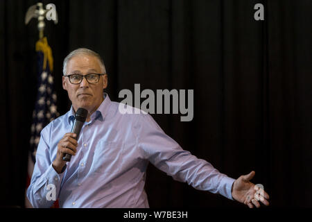 Reno, NV, USA. 5 Aug, 2019. Presidential candidate, reg. JAY INSLEE, nimmt an einem Rathaus mit Unteilbaren Mitglieder und Reno Wähler bei Cathexes Architektur in Reno, Nevada, am Montag Abend. Credit: Tracy Barbutes/ZUMA Draht/Alamy leben Nachrichten Stockfoto