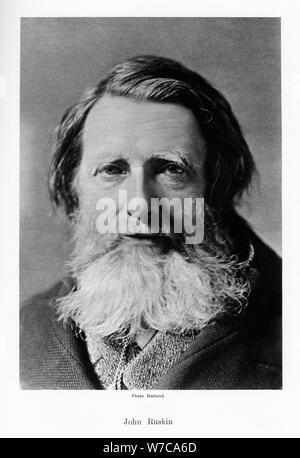 John Ruskin, englischer Kritiker, Dichter und Künstler, c 1880 s. Artist: Barraud Stockfoto