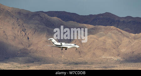 Cessna 750 Citation X Luxus Business Jet N750VP auf Ansatz am McCarran International Airport Las Vegas zu landen. Stockfoto