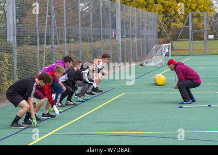 Anfängern wird bei British American Football team Ipswich Kardinäle trainierte Stockfoto