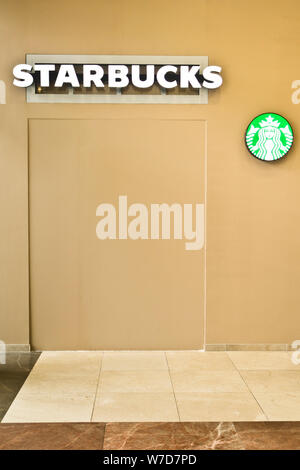 Kaffeehaus Kette Starbucks und Logo Stockfoto