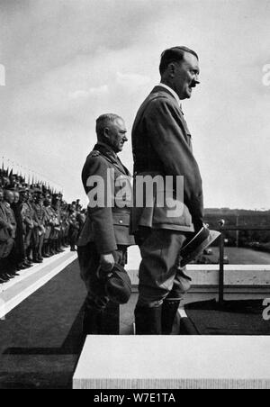 Adolf Hitler mit Konstantin Hierl, Nürnberg Rallye, Germeny, 1935. Artist: Unbekannt Stockfoto