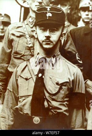Heinrich Himmler, Reichsführer der SS, c 1930 s-c 1940er. Artist: Unbekannt Stockfoto