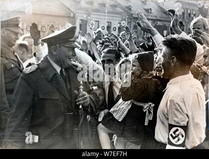 Hermann Göring, deutscher NS-Politiker und militärische Führer, die Salute, c 1930 s-c 1940er. Artist: Unbekannt Stockfoto