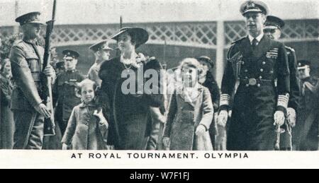 "Beim königlichen Turnier, Olympia", 1936 (1937). Künstler: unbekannt. Stockfoto