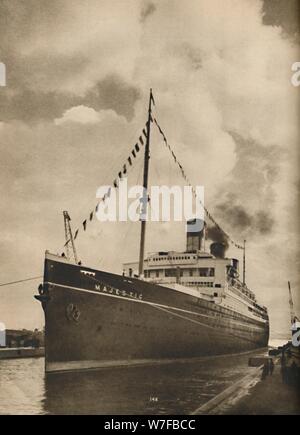 "Eine der größten Schiffe flott, die MAJESTÄTISCHEN von der Cunard White Star Line", 1936. Artist: Unbekannt. Stockfoto