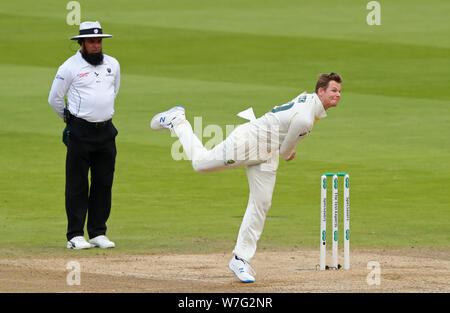 BIRMINGHAM, ENGLAND. 04.August 2019: Steve Smith von Australien Bowling bei Tag 5 der 1 Specsavers Asche Test Match, bei Edgbaston Cricket Ground, Birmingham, England. Stockfoto