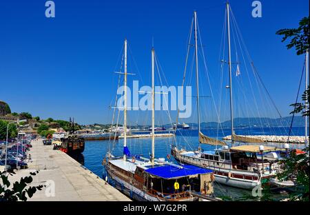 Der alte Hafen in Korfu, Korfu, Griechenland, Ionische Inseln Stockfoto