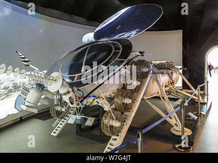 Moskau, Russland - 28. November 2018: Einrichtung der Space Pavilion an Vdnh. Lunokhod Moonwalker wurde eine Reihe von sowjetischen robotic Mond-rover entworfen, t Stockfoto