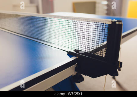 Tischtennis blaue Farbe, close-up leer. Stockfoto