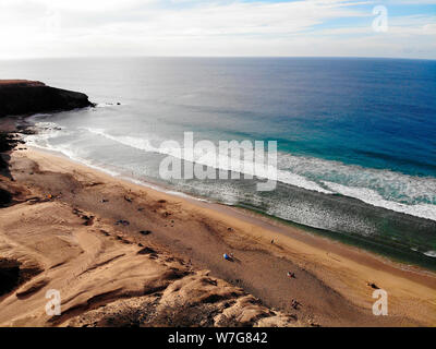 Luftbild: Duenenlandschaft, Atlantischer Ozean bei Istmo de La Pared, Jandia, Fuerteventura, Kanarische Inseln, Spanien/Fuerteventura, Kanarische Inseln Stockfoto