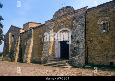 Toscana Maremma Sovana Chiesa dei SS. Pietro e Paolo | Toskana Maremma Sovana Kirche der SS. Pietro e Paolo Stockfoto